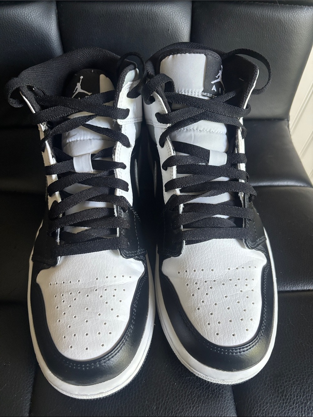 Jordan Mid White Black Grey Basketball Shoes - Picture 3 of 5